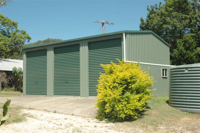 Ideal Family Home with Room for Dads Toy's Picture 2