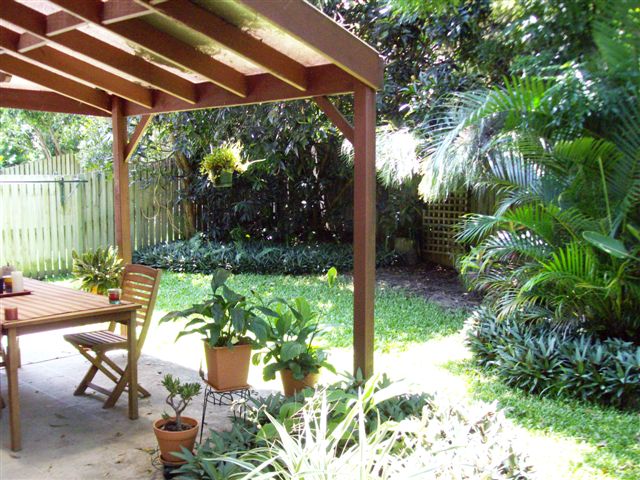 ENJOY EVERYTHING AT YOUR FINGER TIPS Picture 1