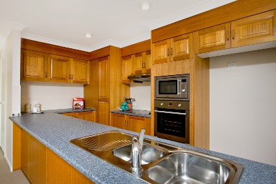 ELEMENTS OF SLEEK MODERNITY Picture