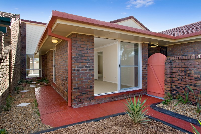 ELEMENTS OF SLEEK MODERNITY Picture 3