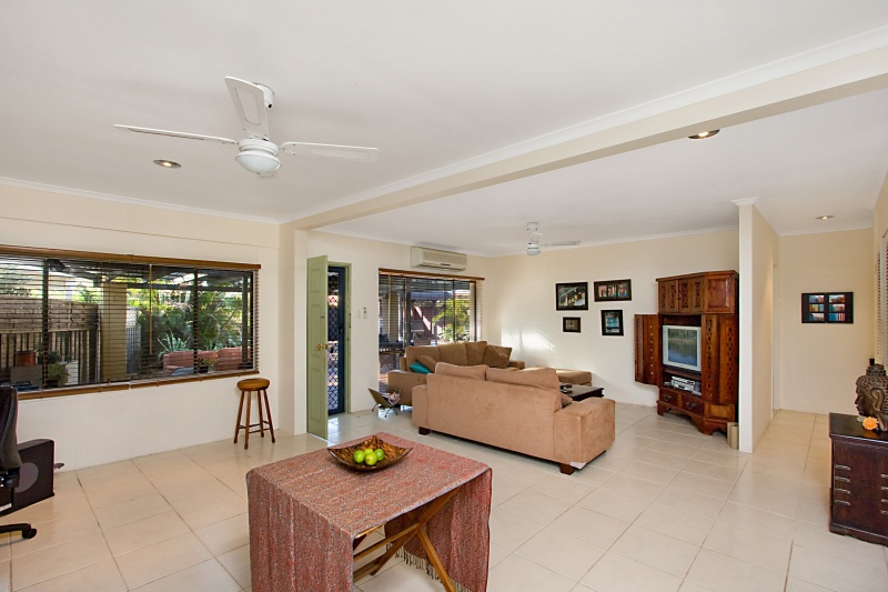 Miami Duplex - Entertainers Dream Picture 3