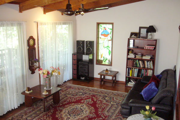 Owner Instructs to Present All Offers!!!!!! Picture 3