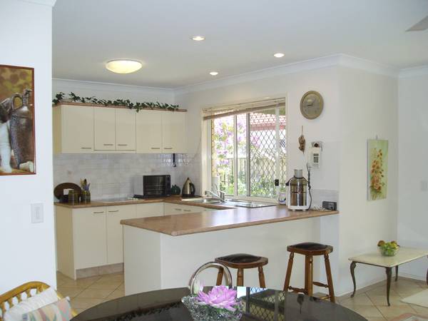 Immaculate House Picture 2