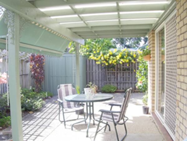 Position, Lifestyle, Immaculate Picture 2