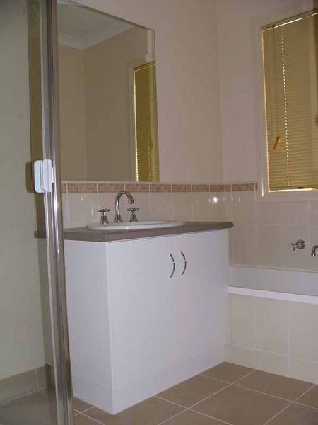 BRAND NEW VILLA Picture BRAND NEW VILLA Picture