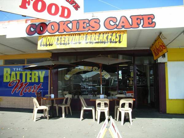 CAFE/ FOOD TO GO Picture 3