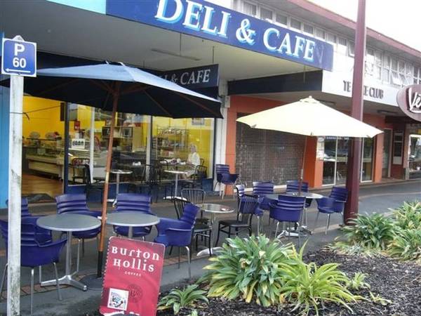 TOP CAFE AND DELI - TE PUKE Picture 3