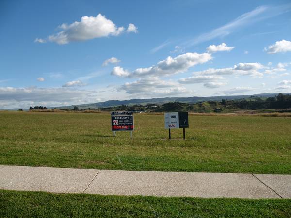 SECTION SALE Picture 1