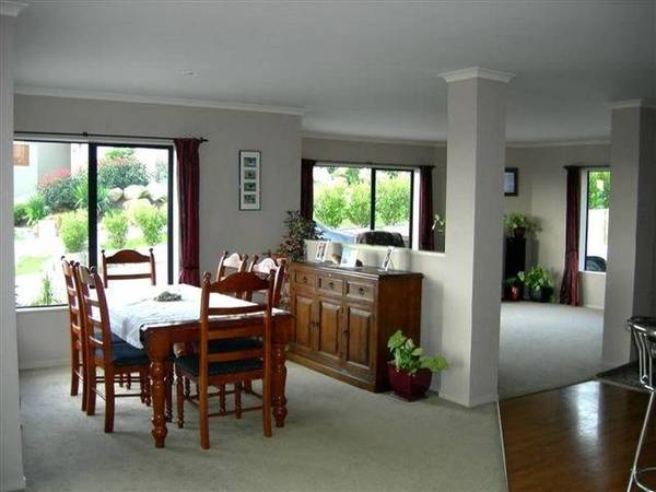 THE COMPLETE FAMILY PACKAGE Picture 3