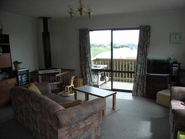 SEA VIEWS UNDER $300,000 Picture 2