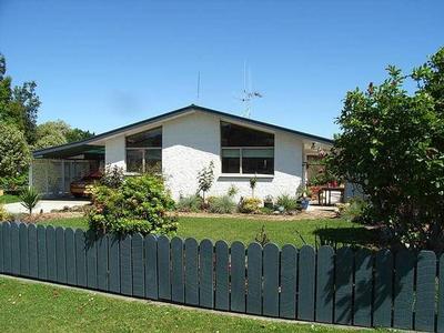 EASY ACCESS TO A RESERVE Picture