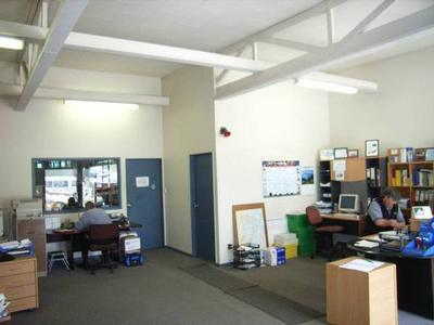 LARGE WAREHOUSE SPACE Picture LARGE WAREHOUSE SPACE Picture