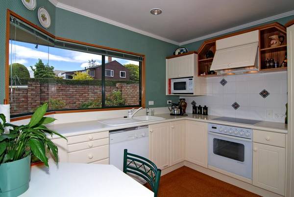 TOWNHOUSE SUPERIOR Picture 2