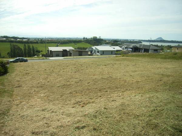 FLAT SITE - GREAT VIEWS Picture 1