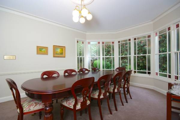 LUXURIOUS PERFECTION Picture