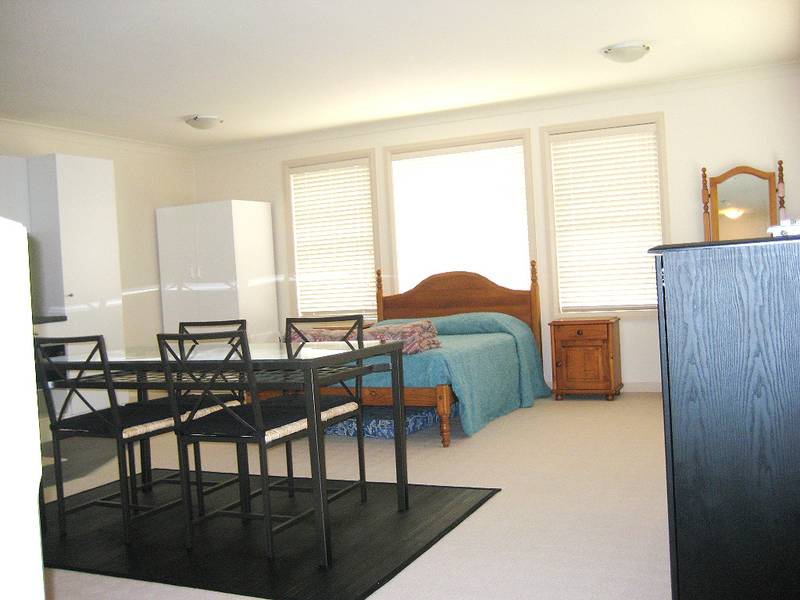 Flat 10 Heritage Park Dr Castle Hill Picture 1