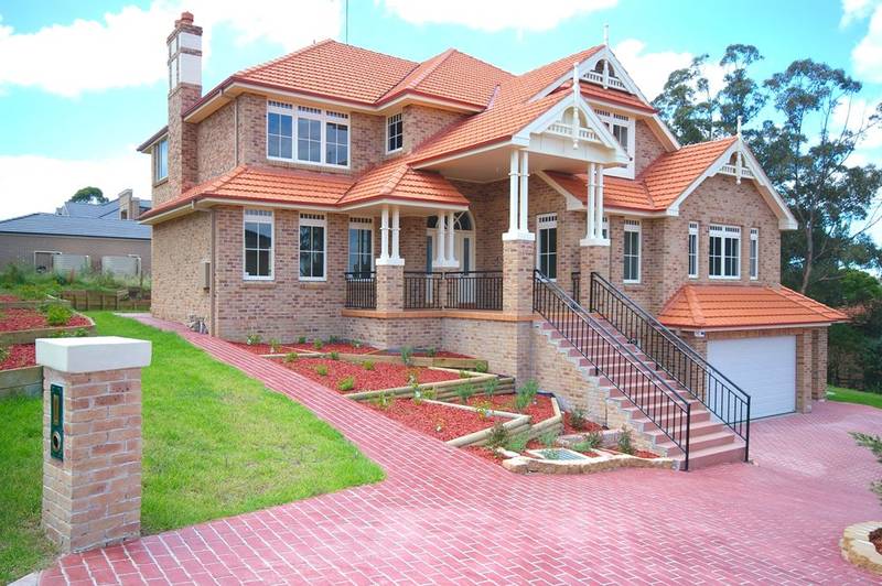 SPECTACULAR RESIDENCE - 24 Brae Place, Castle Hill Picture 1