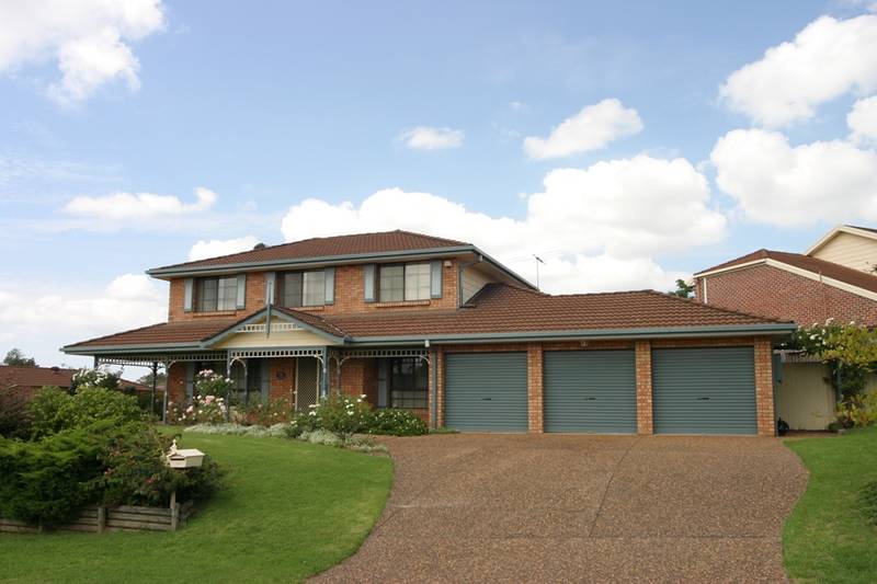 CLOSE TO HEAVEN Picture 1