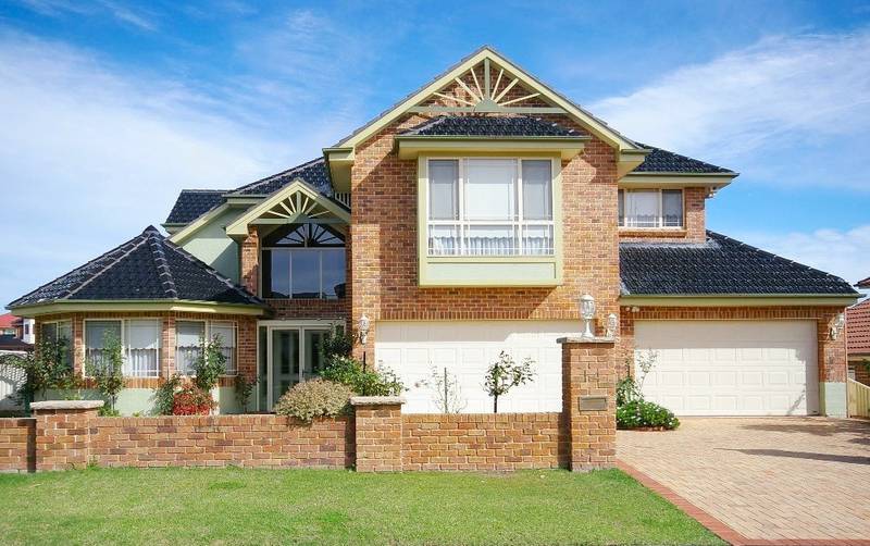 ABSOLUTELY IMPRESSIVE! Picture 1