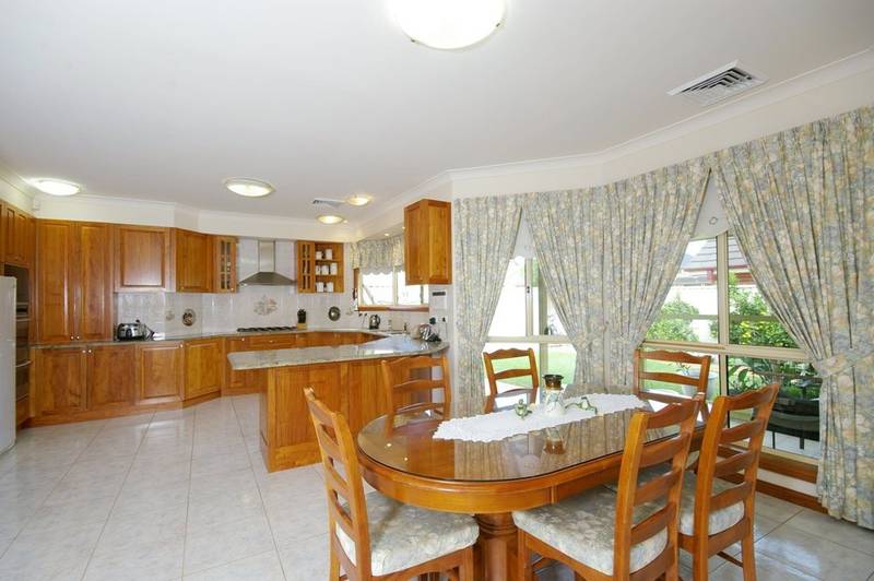 ABSOLUTELY IMPRESSIVE! Picture 2