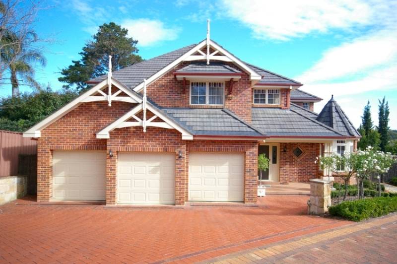 AS NEW GARY YOUNG MASTERBUILT HOME Picture 1