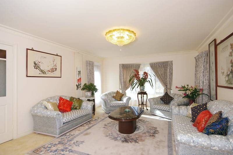 STUNNING RESIDENCE Picture 3