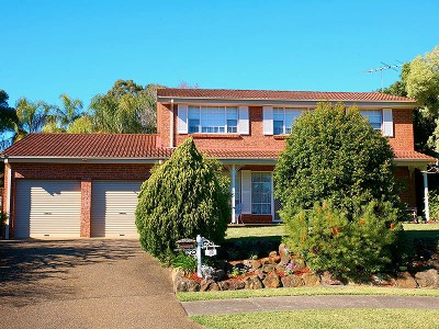 FAMILY HOME IN CHERRYBROOK UP FOR AUCTION Picture