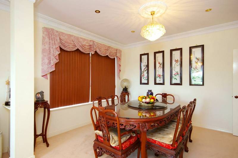 SENSATIONAL, STUNNING, GRAND RESIDENCE Picture 3