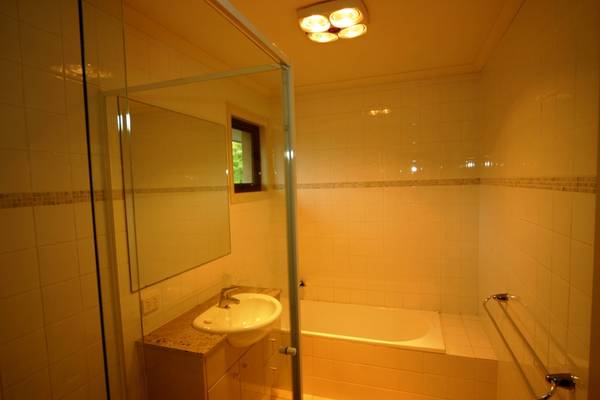 ENJOY CONTEMPORARY LIVING Picture 2