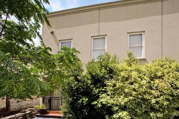 MAGNIFICENT OPEN PLAN HOME Picture 1