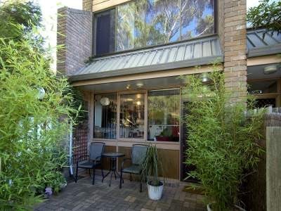 GREAT VALUE FOR PRICE (newly refubished townhouse) Picture GREAT VALUE FOR PRICE (newly refubished townhouse) Picture