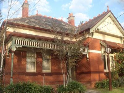 A GRAND & RENOVATED VICTORIAN HOME Picture A GRAND & RENOVATED VICTORIAN HOME Picture