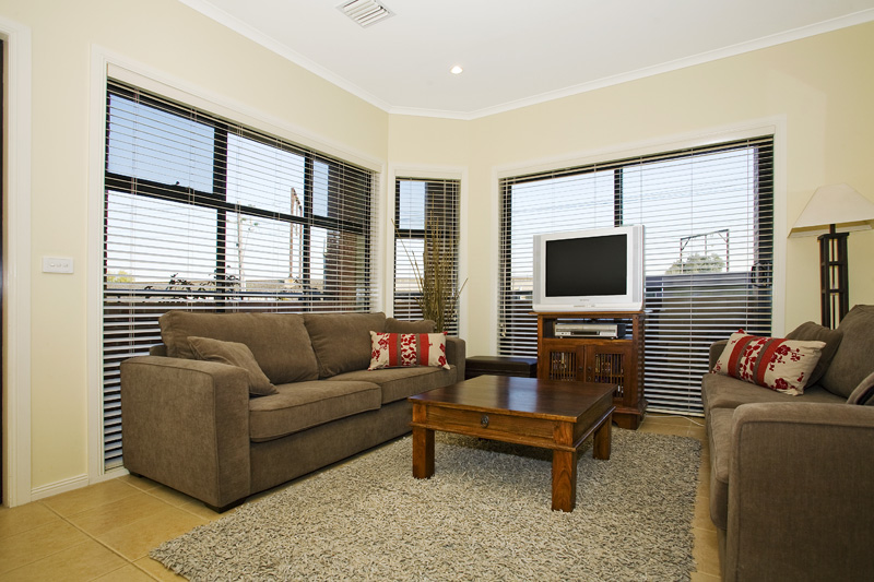 Bright City Lights Picture 3