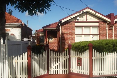 IMMACULATELY PRESENTED SPACIOUS UNIT Picture