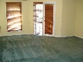 WELL PRESENTED MODERN APARTMENT Picture