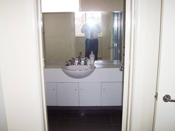 LARGE AND DELIGHTFUL 1ST FLOOR APARTMENT. Picture LARGE AND DELIGHTFUL 1ST FLOOR APARTMENT. Picture