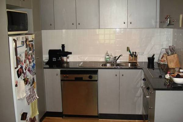 TOP FLOOR APARTMENT WITH LOTS OF NATURAL Picture TOP FLOOR APARTMENT WITH LOTS OF NATURAL Picture