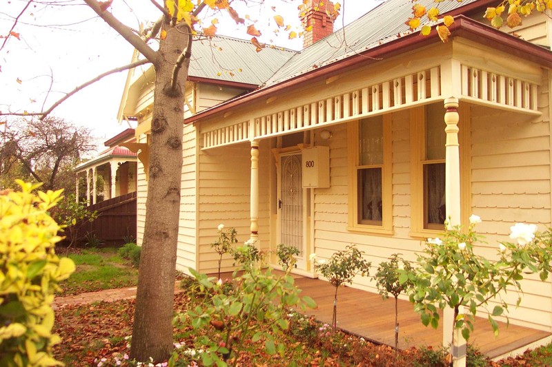 A STROLL THROUGH THE PARK Picture 2