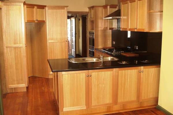 THREE BEDROOM BRICK HOME IN GREAT LOCATION Picture THREE BEDROOM BRICK HOME IN GREAT LOCATION Picture