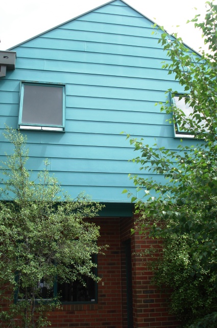 NEAT & COMFORTABLE Picture NEAT & COMFORTABLE Picture