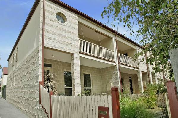 Irresistible Elegance in Private Oasis Picture 1