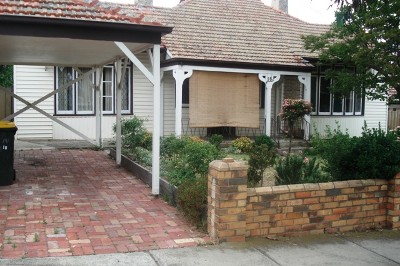WELL POSITIONED WEATHERBOARD HOME Picture