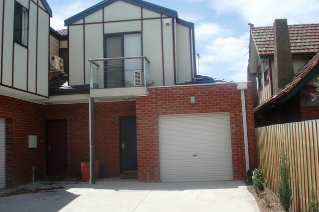 BRIGHT AND VERY ROOMY Picture 1