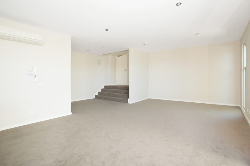 Top Floor Penthouse Picture 3