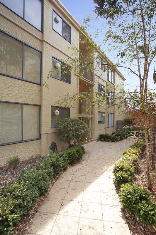 Rosemont on Flemington Hill Picture 2