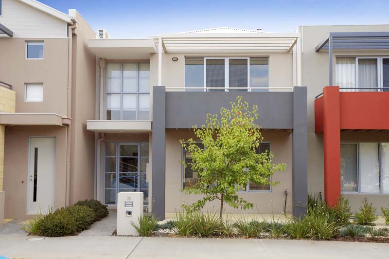 It's Got The Edge! Picture 1