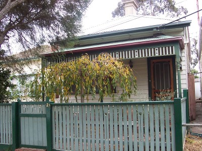 NEAT ,WELL PRESENTED SINGLE FRONTED VICTORIAN WEATHERBOARD HOME. Picture