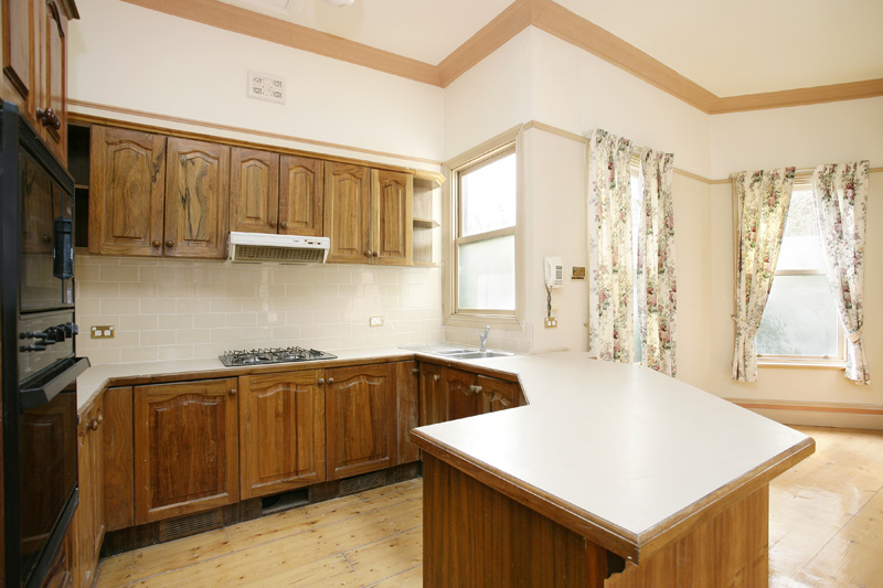 Location, Location. Picture 2