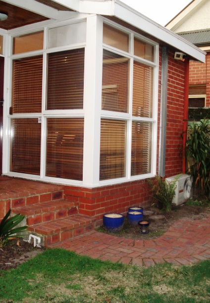 RENOVATED & REFURBISHED VILLA UNIT Picture 1