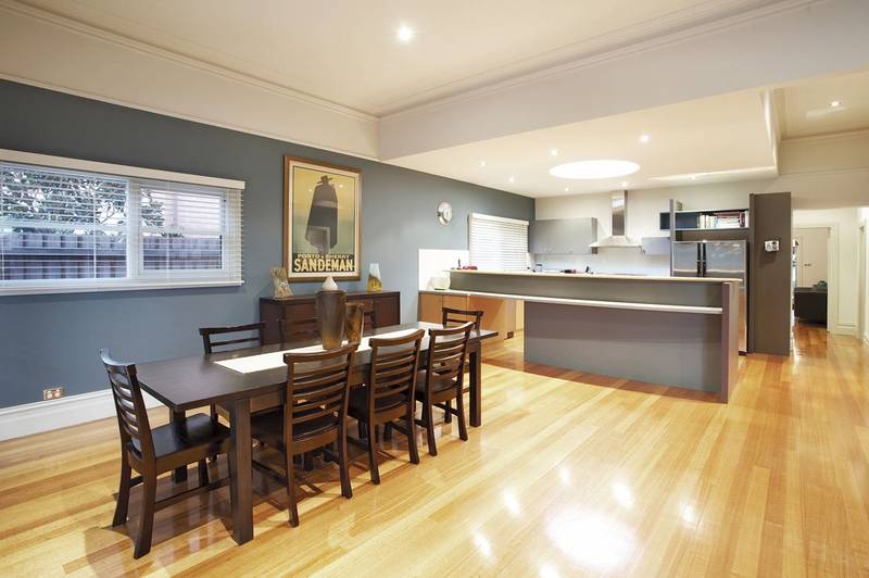 Family Size Edwardian Is Captivating Picture 2